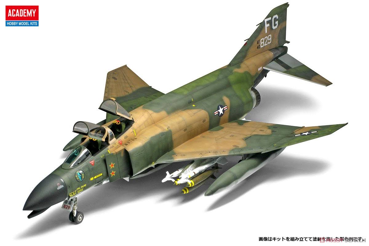 1/48 F-4C Usaf Q3702